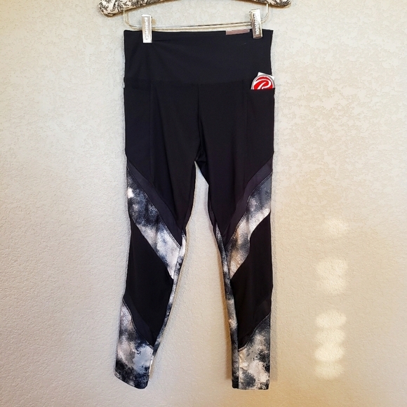 Bally Pants - Bally total fitness ankle leggings